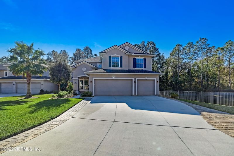 1095 Lauriston Dr, St Johns, FL 32259