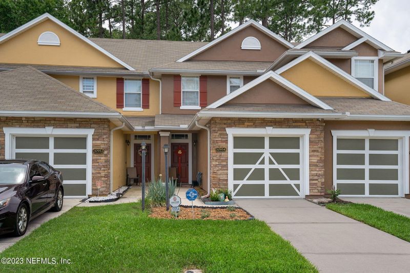 10954 Hidden Haven Ct, Jacksonville, FL 32218