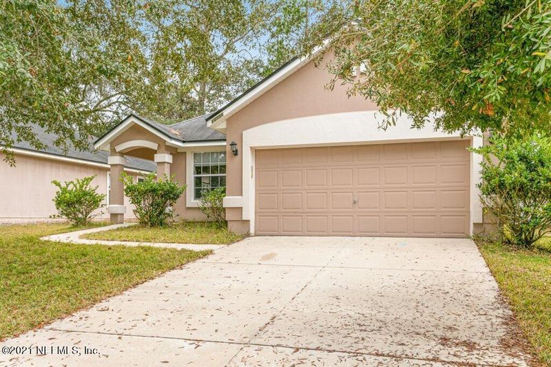 10956 Campus Heights Ln, Jacksonville, FL 32218