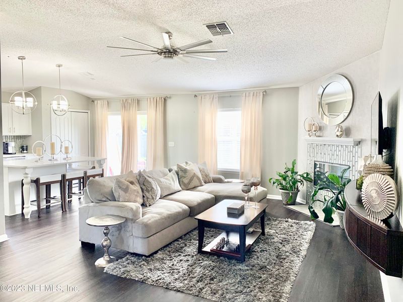 10957 River Falls Dr, Jacksonville, FL 32219