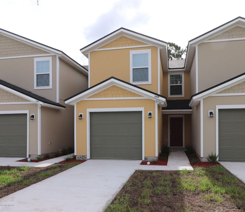 10959 Hidden Haven Ct, Jacksonville, FL 32218