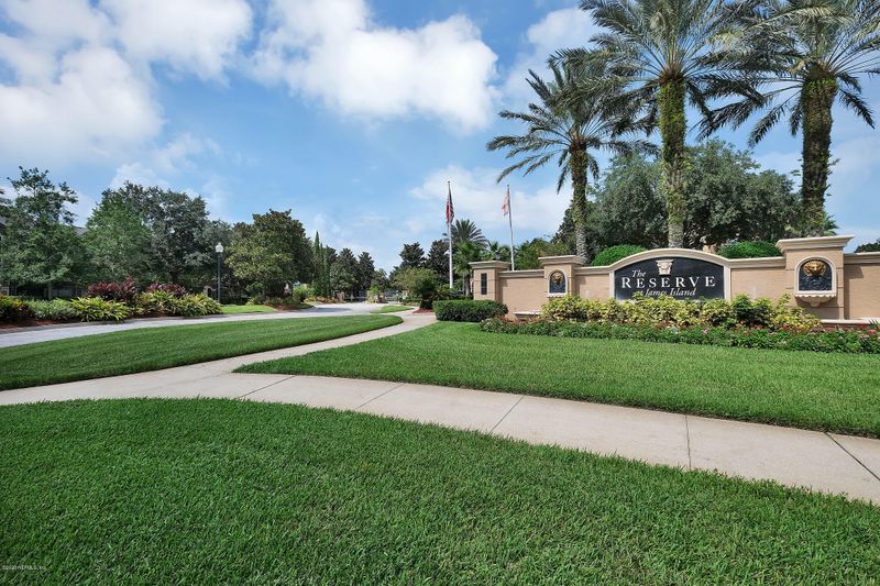 10961 Burnt Mill Rd #131, Jacksonville, FL 32256