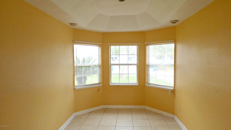 10966 Indies Dr S, Jacksonville, FL 32246