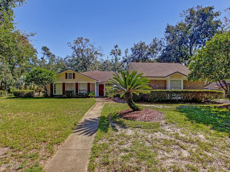 10998 Creekview Dr, Jacksonville, FL 32225