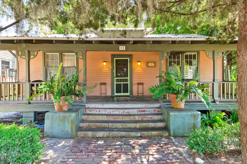 11 Myrtle Ave, St Augustine, FL 32084