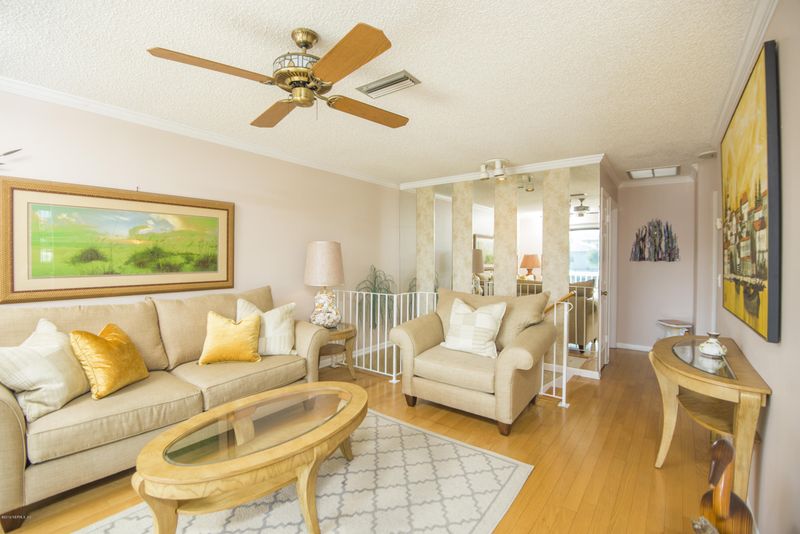 11 Tarpon Dr, St Augustine Beach, FL 32080