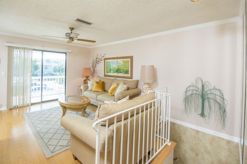 11 Tarpon Dr, St Augustine Beach, FL 32080