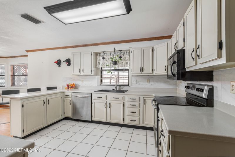 110 Harvard Rd, St Augustine, FL 32086