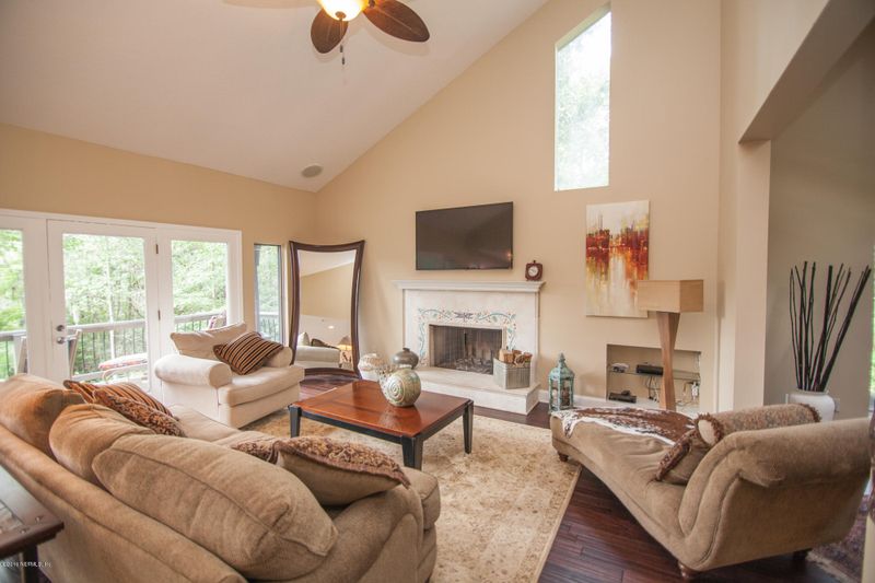 110 Milwaukee Ave, Orange Park, FL 32073