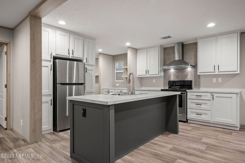 1100 Mulberry Landing Rd, Hilliard, FL 32046