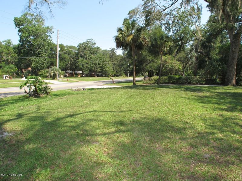 1101 Penman Rd, Neptune Beach, FL 32266