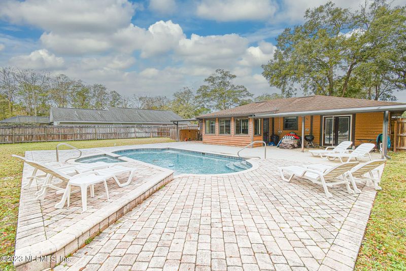1101 Winterhawk Dr, St Augustine, FL 32086