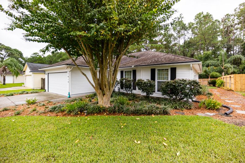 11010 Union Pacific Dr S, Jacksonville, FL 32246
