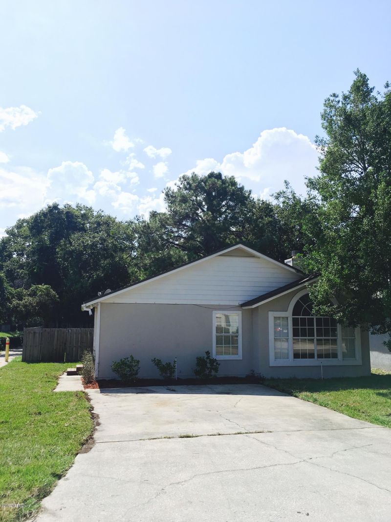 1102 Hibiscus St, Atlantic Beach, FL 32233