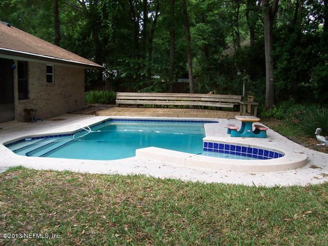 11031 Creekview Dr, Jacksonville, FL 32225