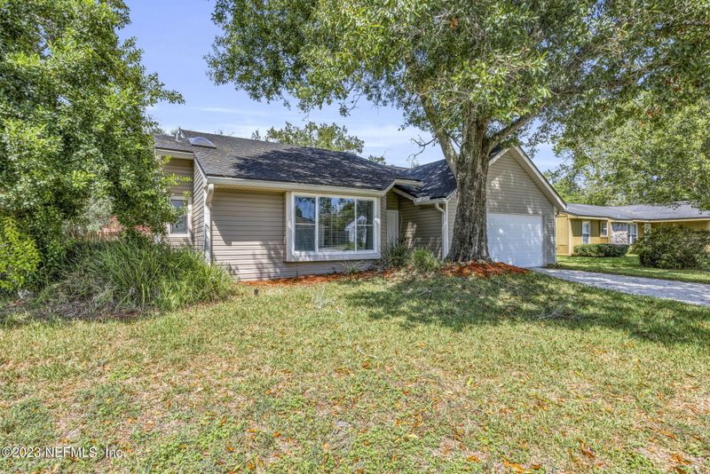 11032 Buggy Whip Dr, Jacksonville, FL 32257