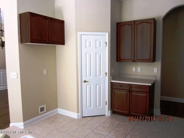 11040 Royal County Dr S, Jacksonville, FL 32221