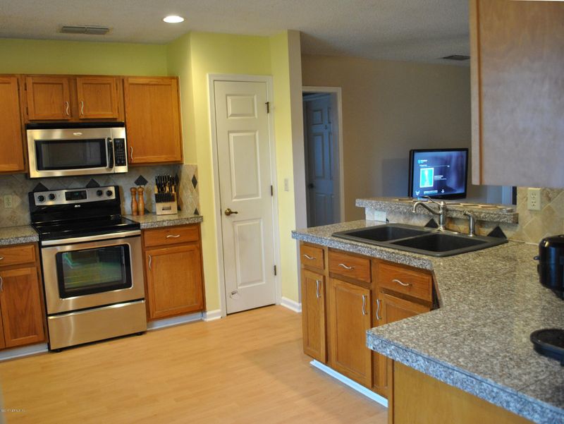 11047 Danzig Way, Jacksonville, FL 32257