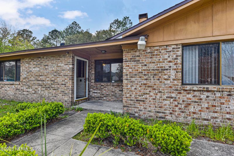 11062 Bacall Rd W, Jacksonville, FL 32218