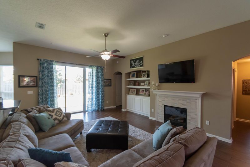 11064 Lothmore Rd, Jacksonville, FL 32221