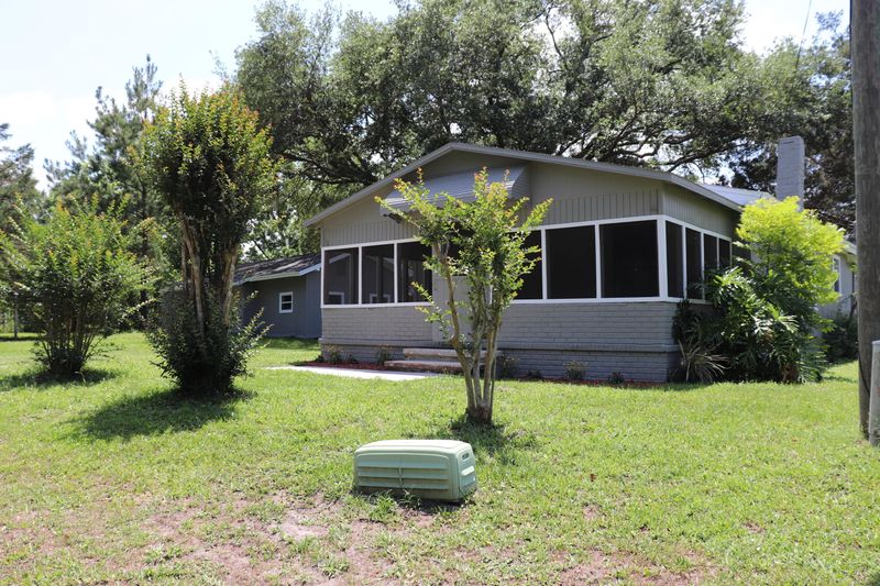 1107 Roberts St S, Green Cove Springs, FL 32043