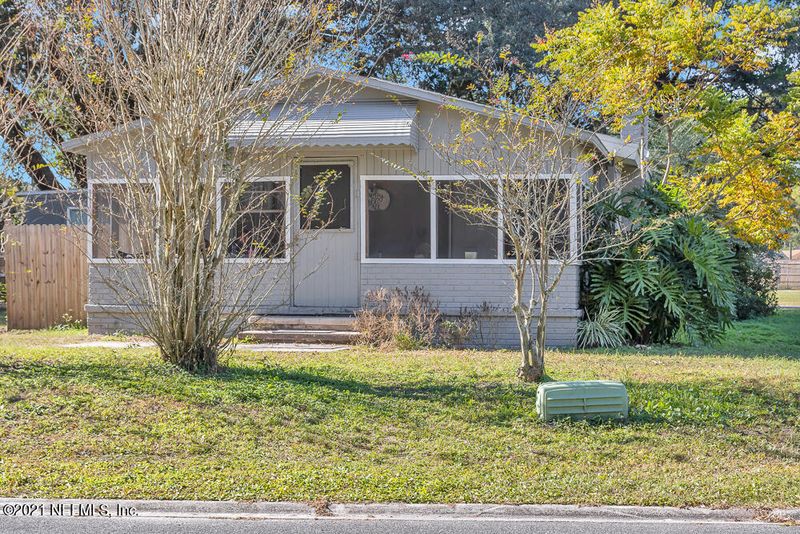 1107 S Roberts St, Green Cove Springs, FL 32043