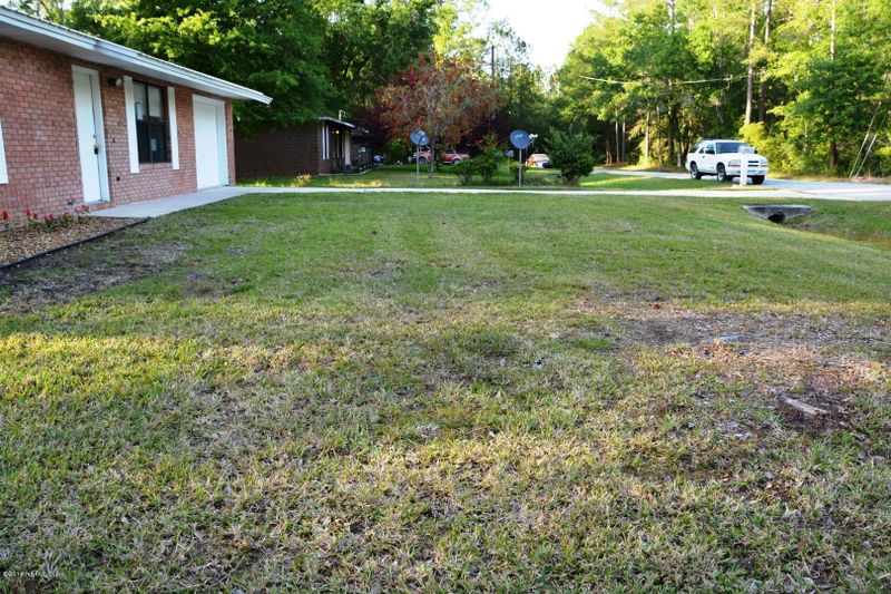 1107 Woodlawn St, Starke, FL 32091
