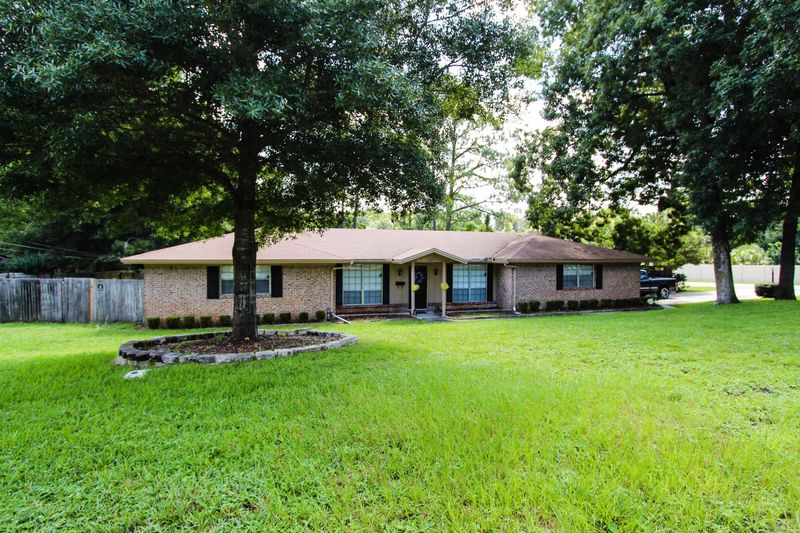 1109 Alderman Rd E, Jacksonville, FL 32211