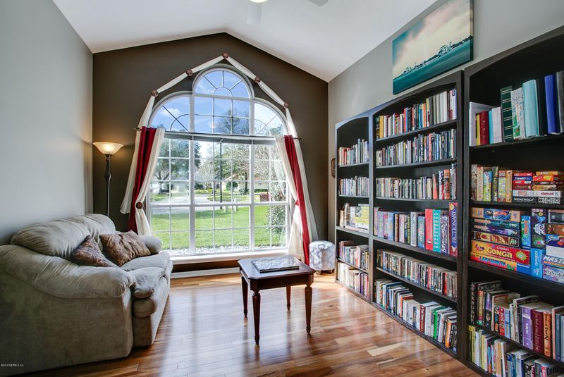 11097 Hampton Gable Ct, Jacksonville, FL 32257