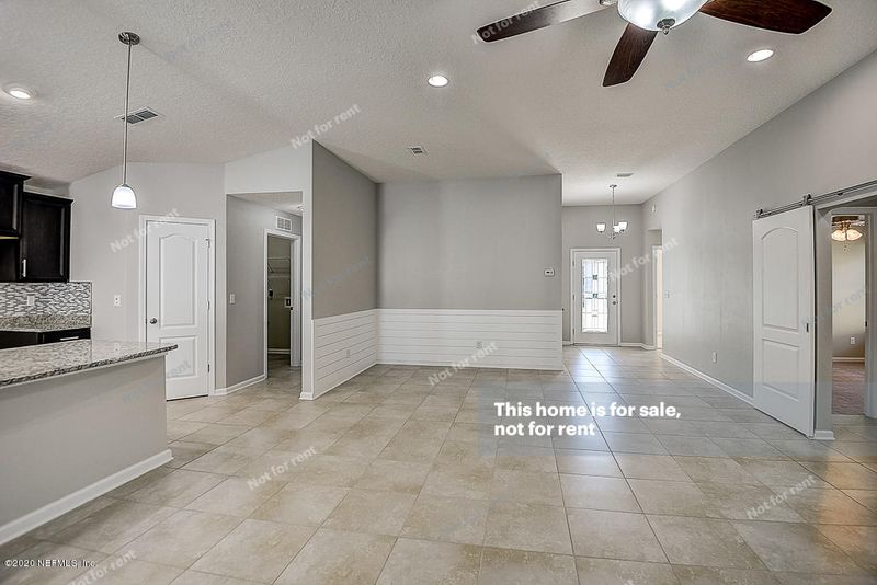 111 Lochnagar Mountain Dr, St Johns, FL 32259