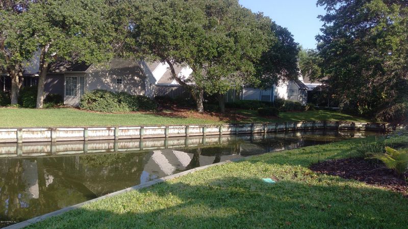 111 S Lake Cir, Vilano Beach, FL 32084