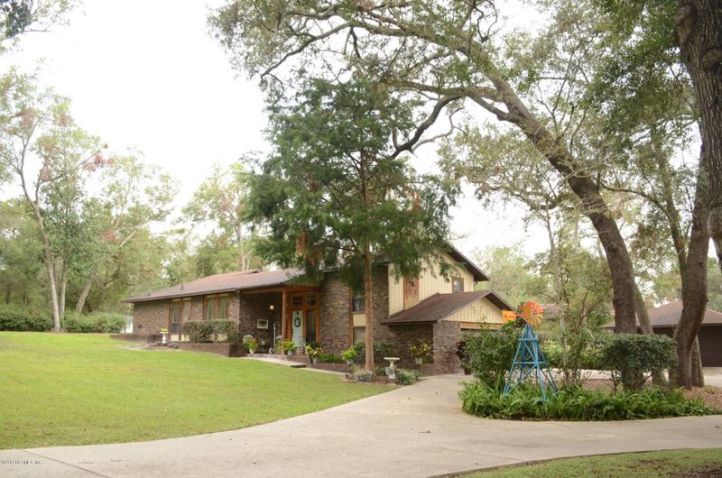 111 SE 28th St, Melrose, FL 32666