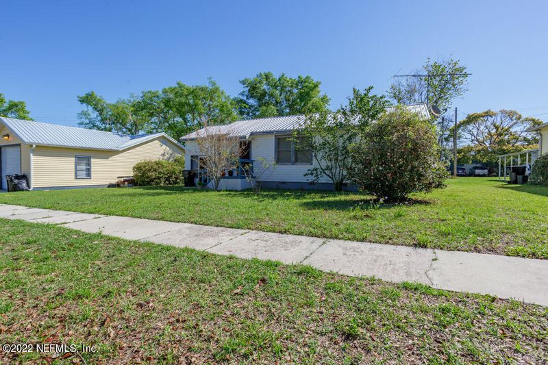 111 SW Magnolia Ave, Keystone Heights, FL 32656