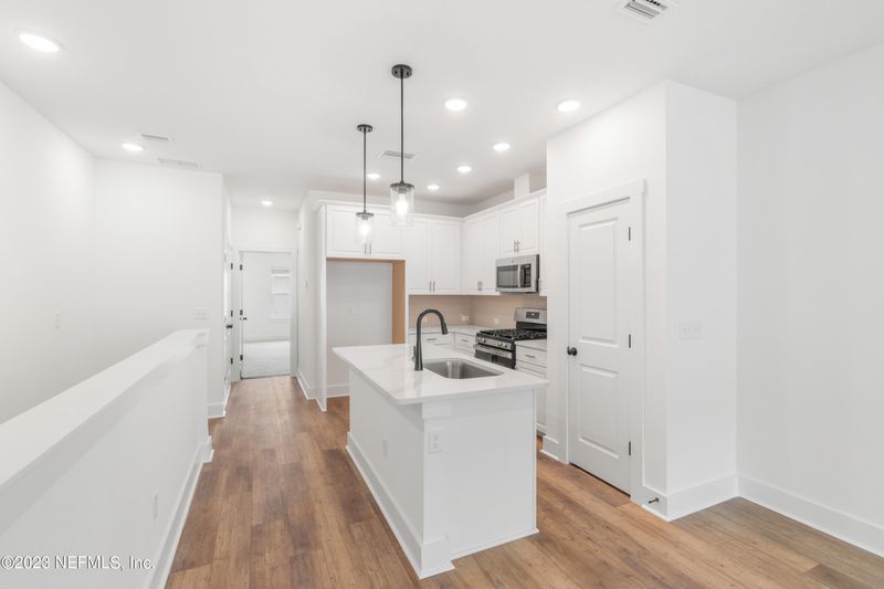 11105 Motion Ct, Jacksonville, FL 32256