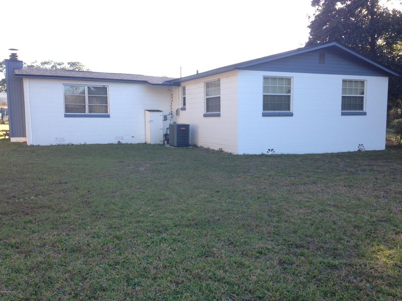 11111 Pine Estates Rd E, Jacksonville, FL 32218