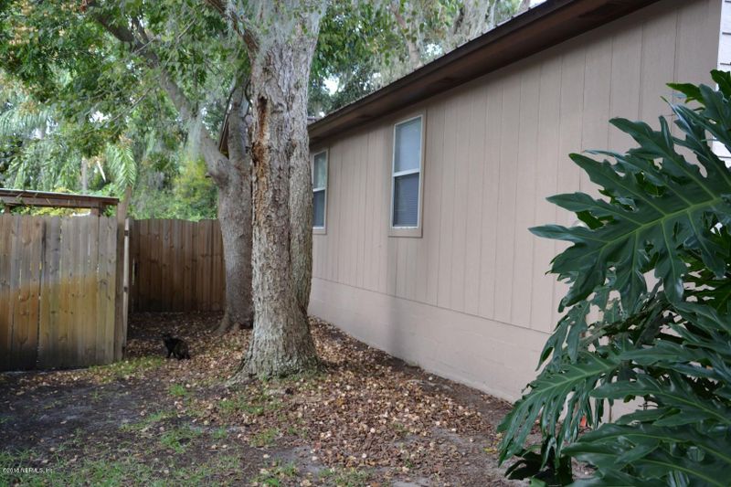 11121 Rifle Run Rd, Jacksonville, FL 32225