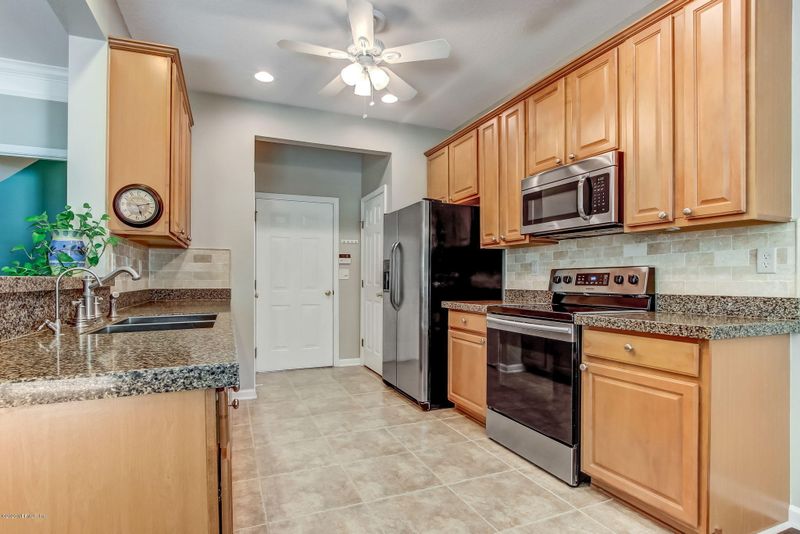 11125 Castlemain Cir S, Jacksonville, FL 32256