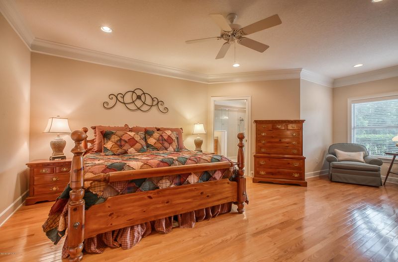 1113 Emilys Walk Ln E, Jacksonville, FL 32221