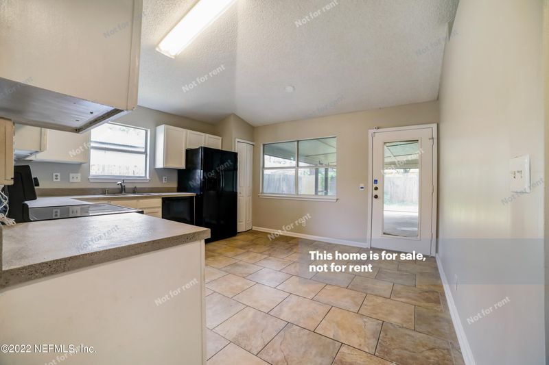 1113 Hibiscus St, Atlantic Beach, FL 32233