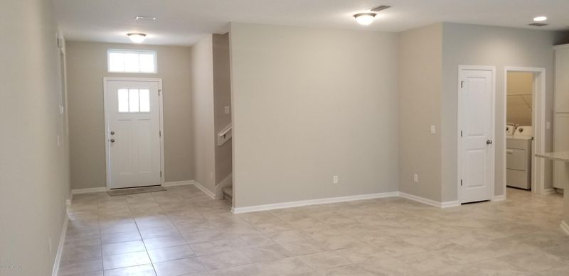 1116 Laurel Valley Dr, Orange Park, FL 32065