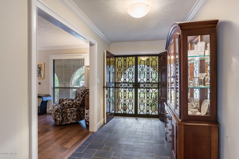 1117 Wyndegate Dr, Orange Park, FL 32073