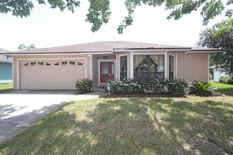 11172 Barbizon Cir E, Jacksonville, FL 32257