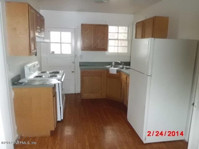 112 44th St E, Jacksonville, FL 32208