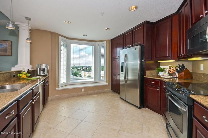 112 5th Ave S #502, Jacksonville Beach, FL 32250