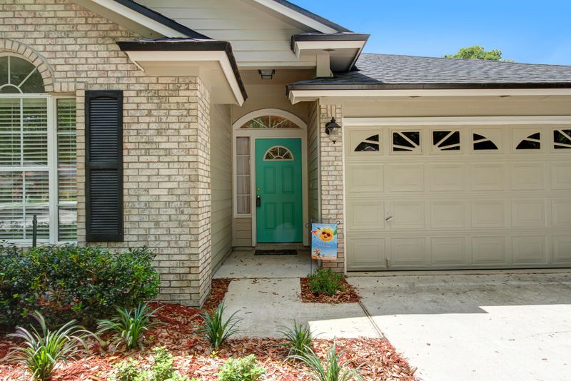 1120 Summerchase Dr, Jacksonville, FL 32259