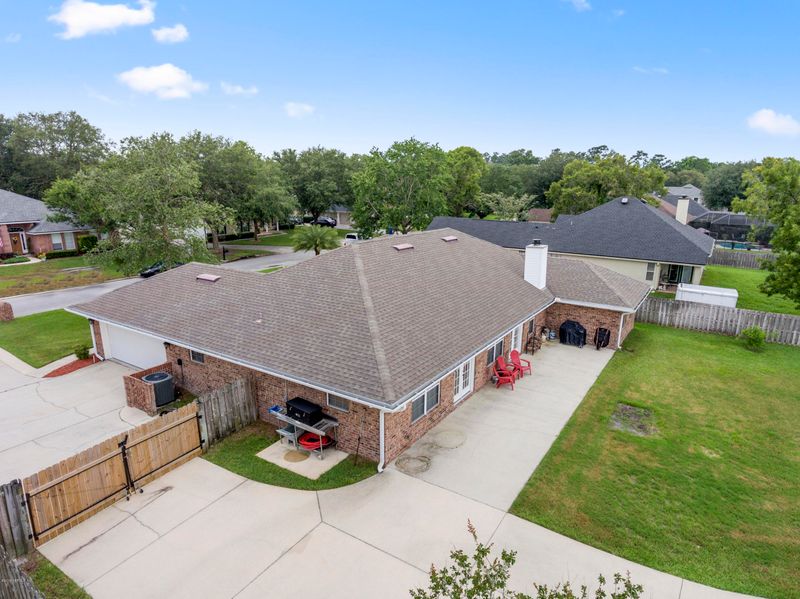 1121 Hideaway Dr N, Jacksonville, FL 32259