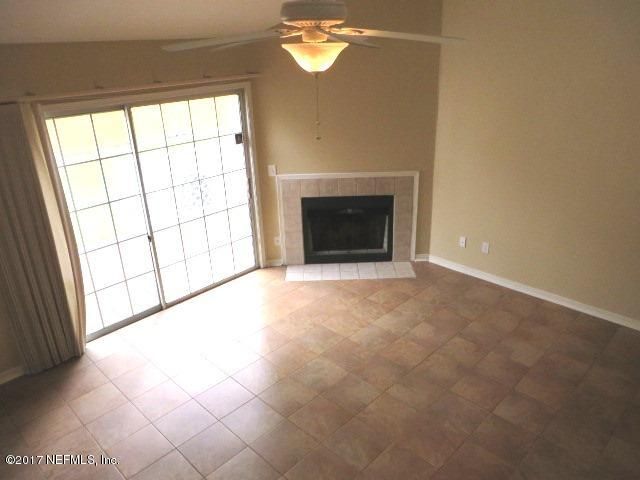 11225 Lake Mandarin Cir E, Jacksonville, FL 32223