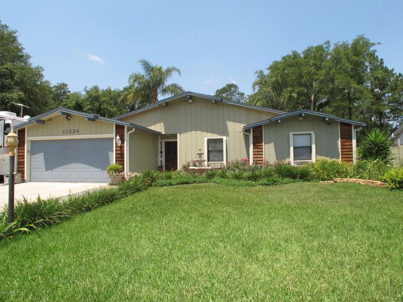 11234 Cloverhill Cir W, Jacksonville, FL 32257