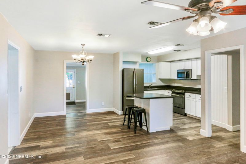 11243 Andrea Dr, Jacksonville, FL 32218