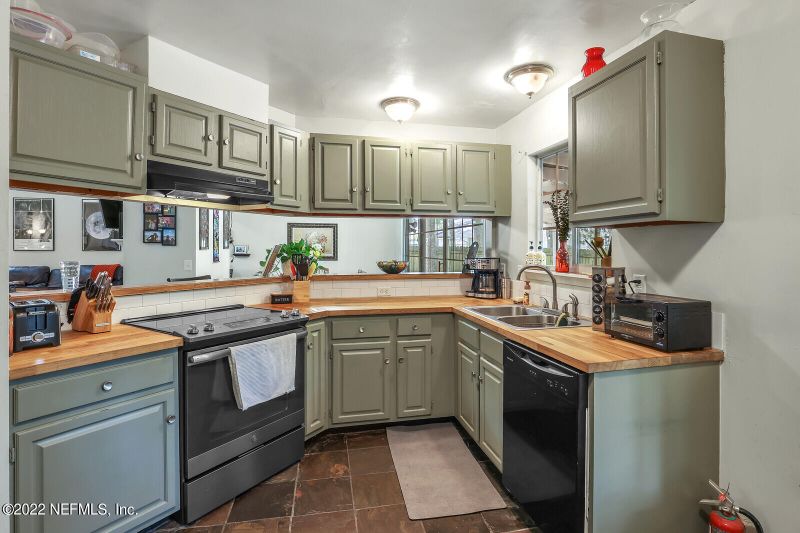 11254 Thomaston Pl, Jacksonville, FL 32257